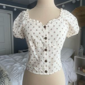 Creme blouse (Medium)